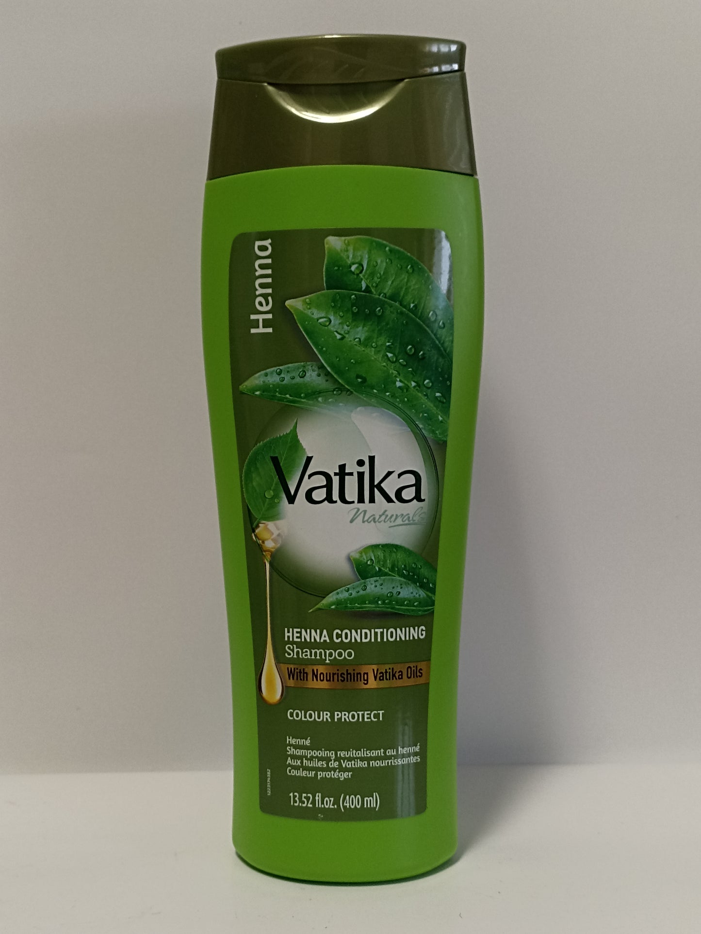 Vatika Henna Conditioning Shampoo 400ml